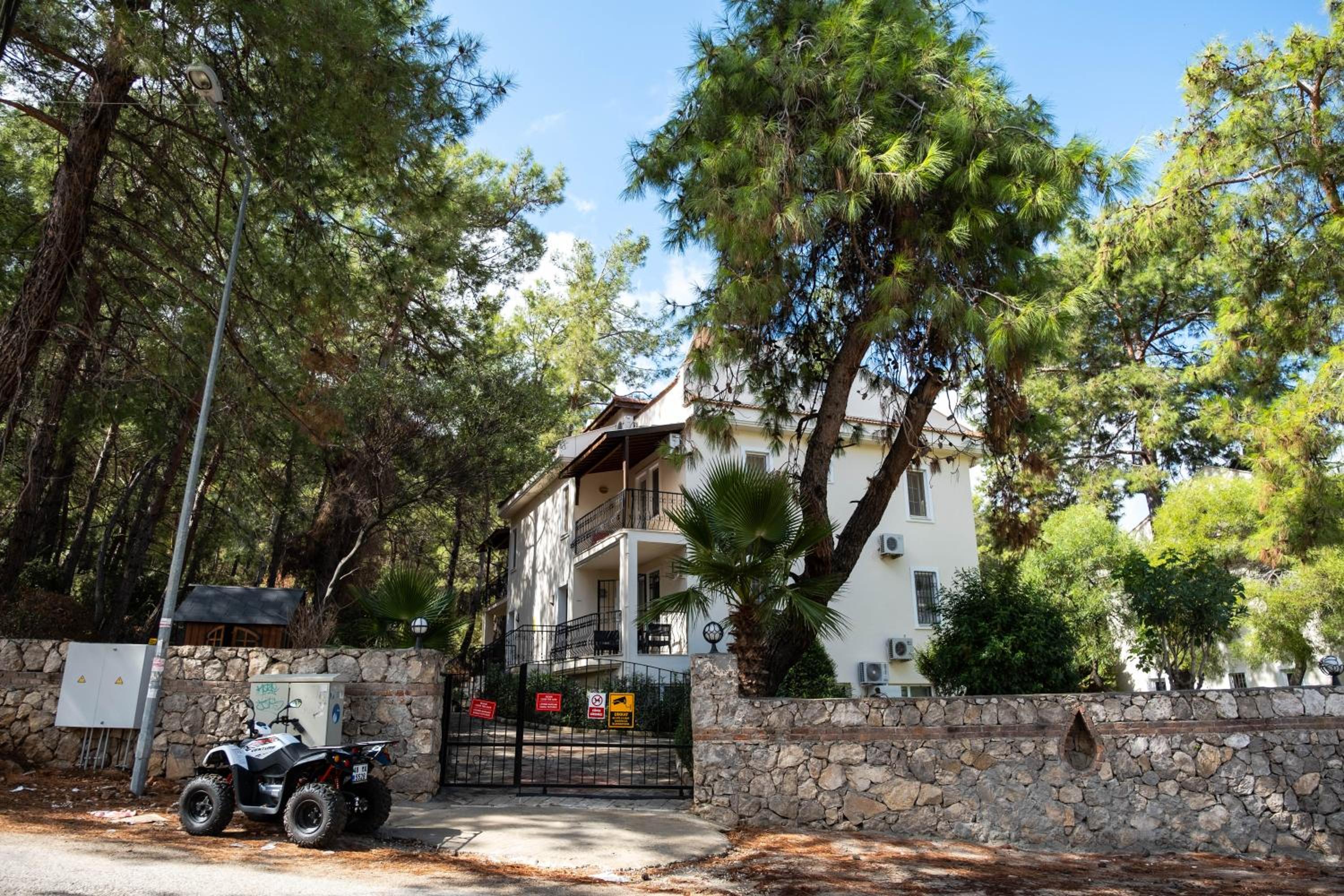 2BR Apartment in Ölüdeniz with Large Pool in Quiet Area view 5