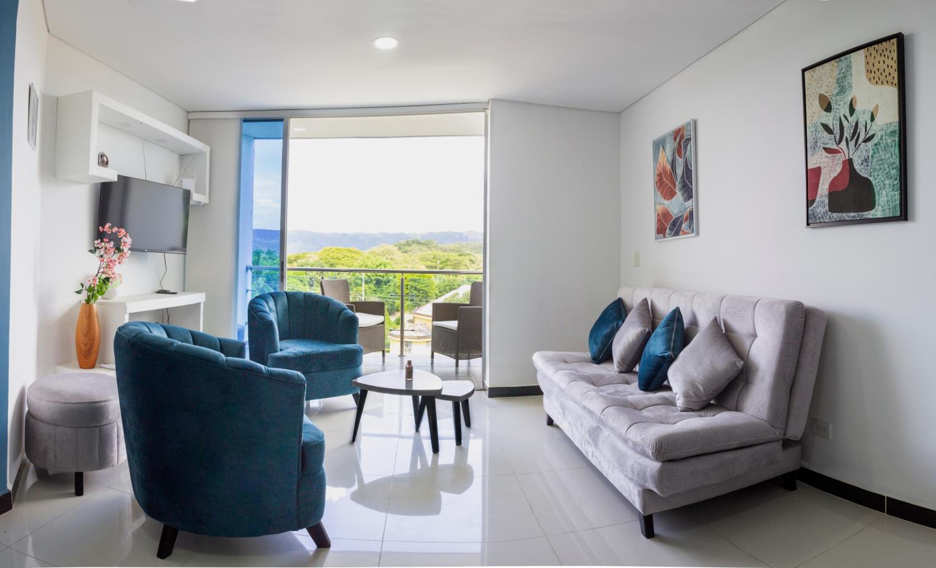 El Refugio Ricaurte - Piscina Renovada