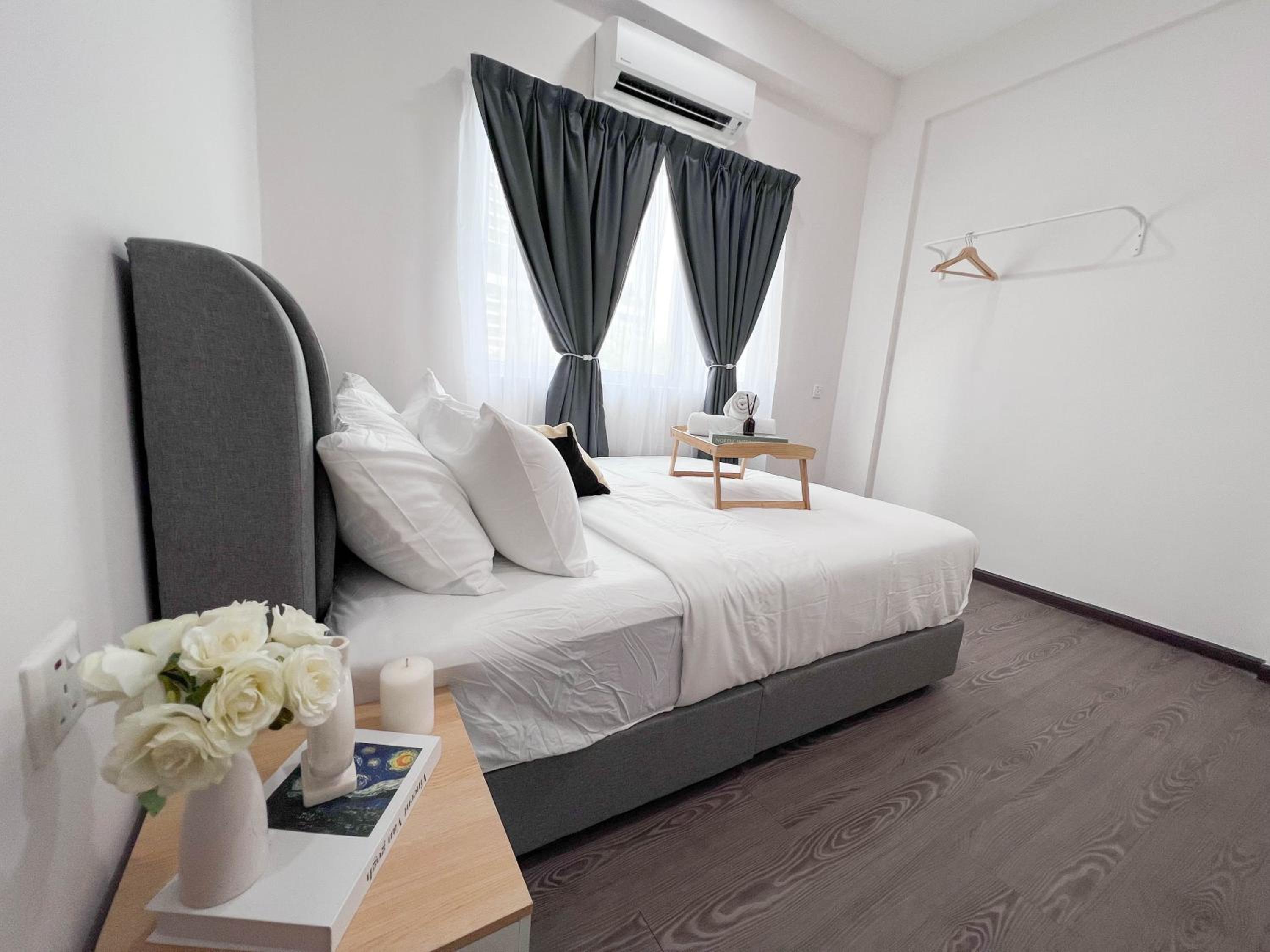 MH Maison by Manhattan Group