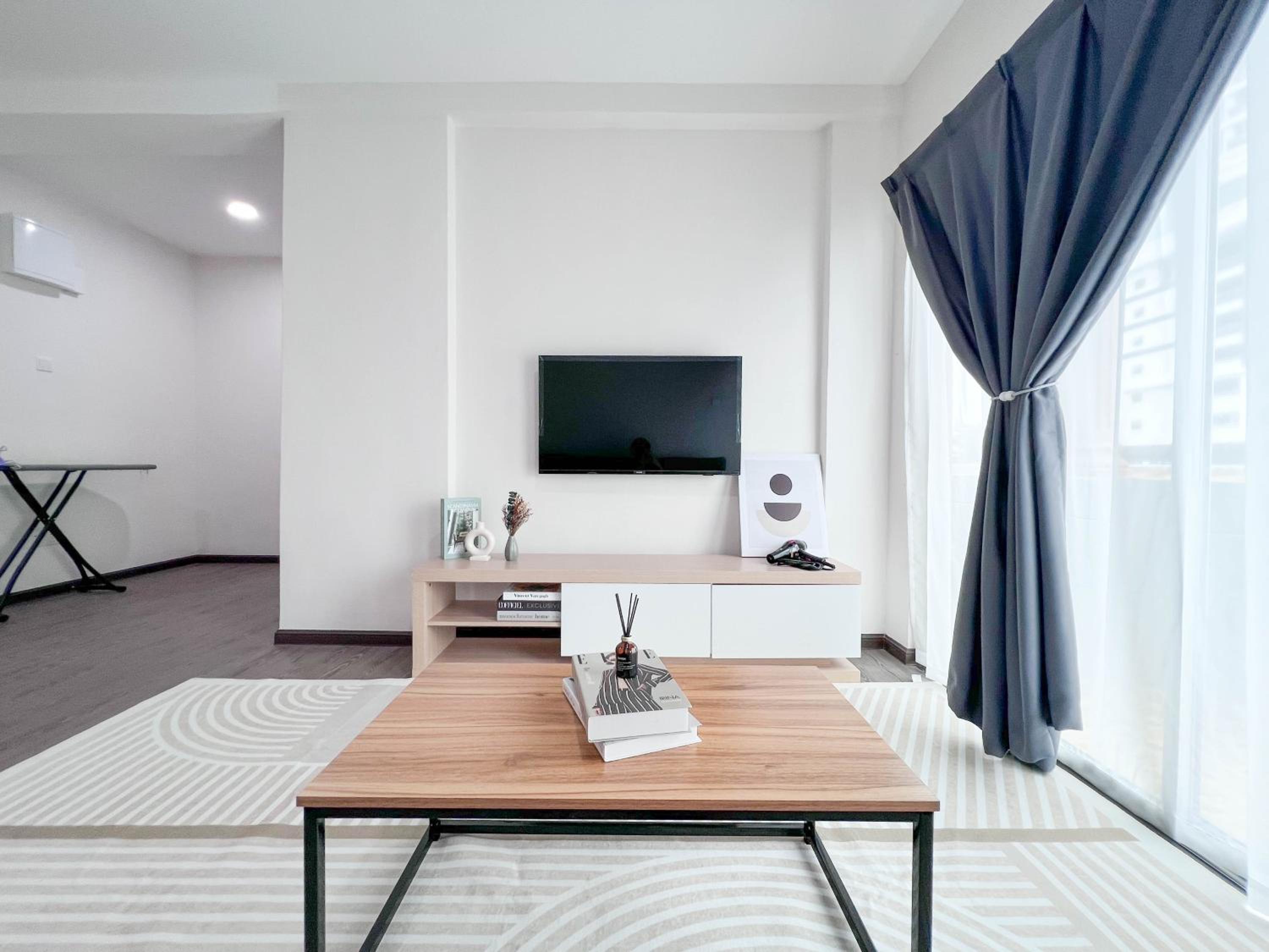 MH Maison by Manhattan Group