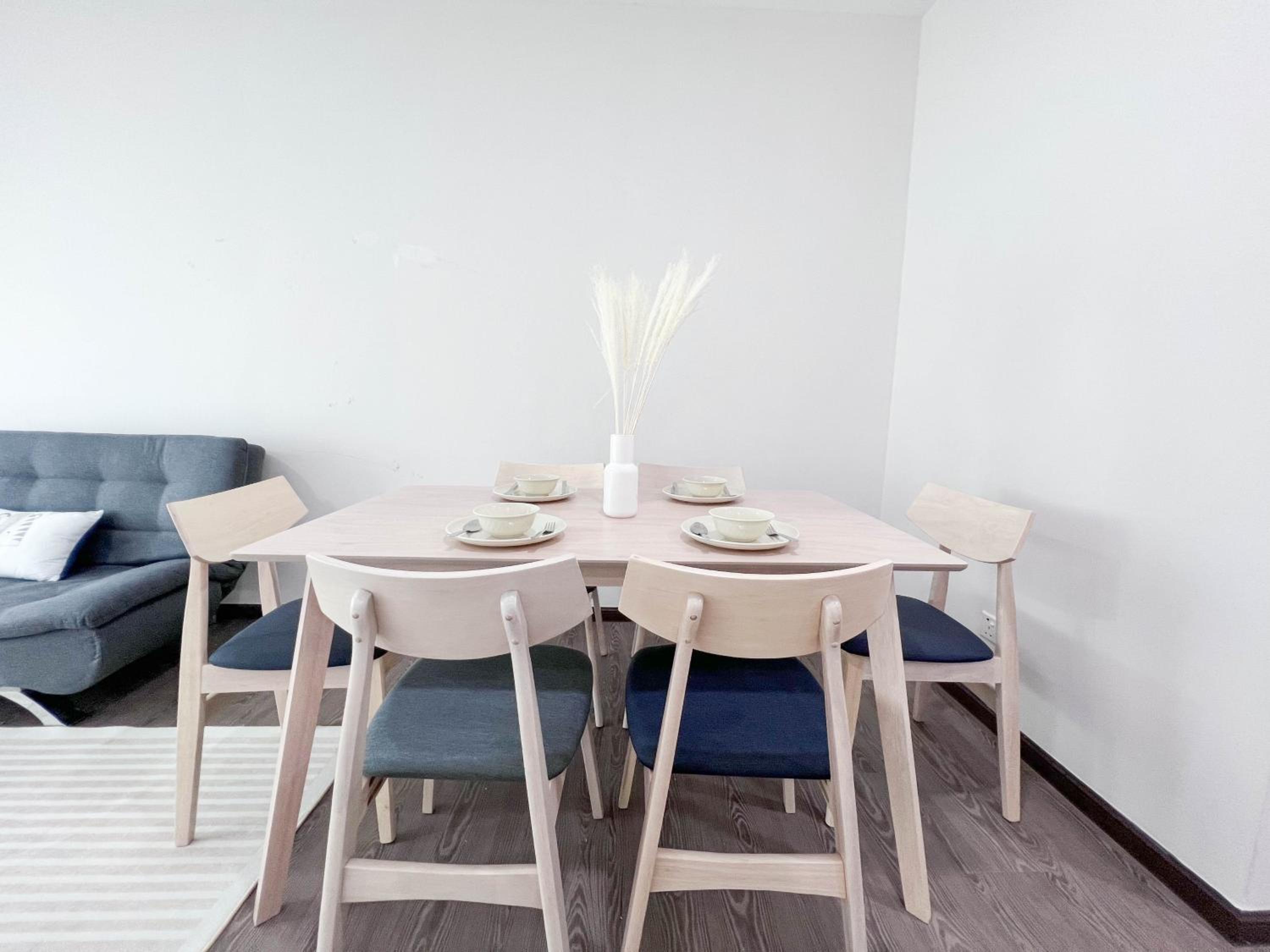 MH Maison by Manhattan Group