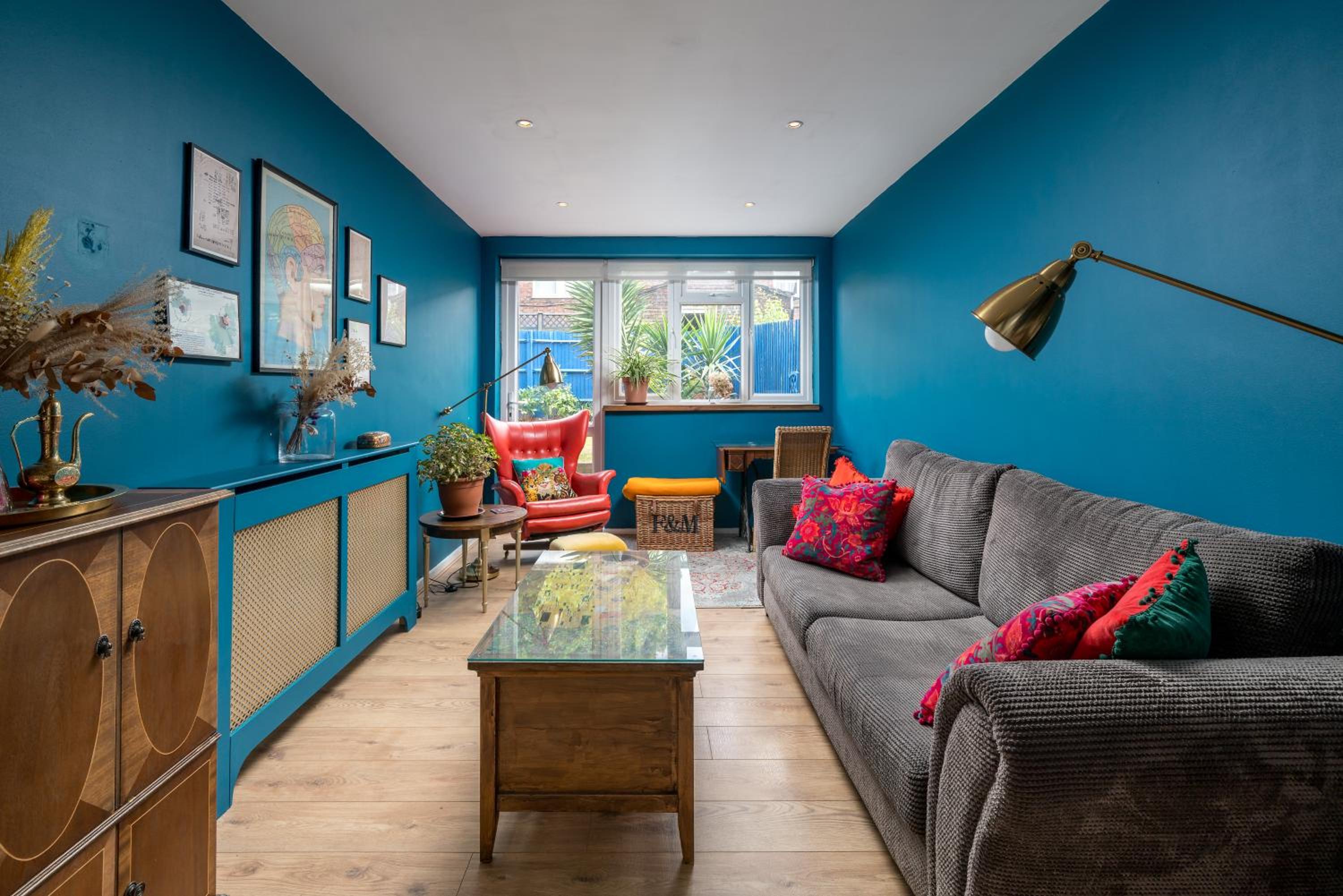JOIVY Striking flat with charming garden view 2