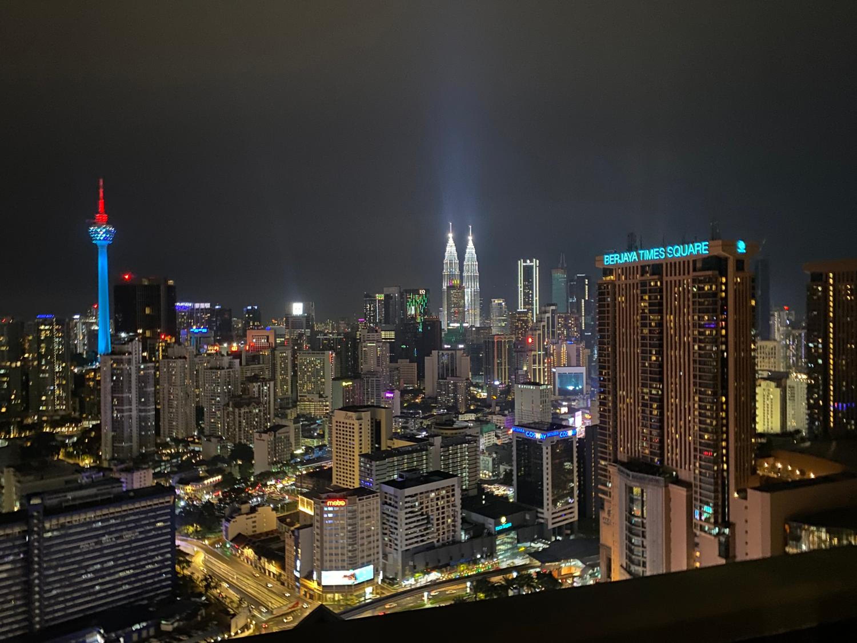 Infinity Pool Suite Bukit Bintang Lalaport BBCC Kuala Lumpur
