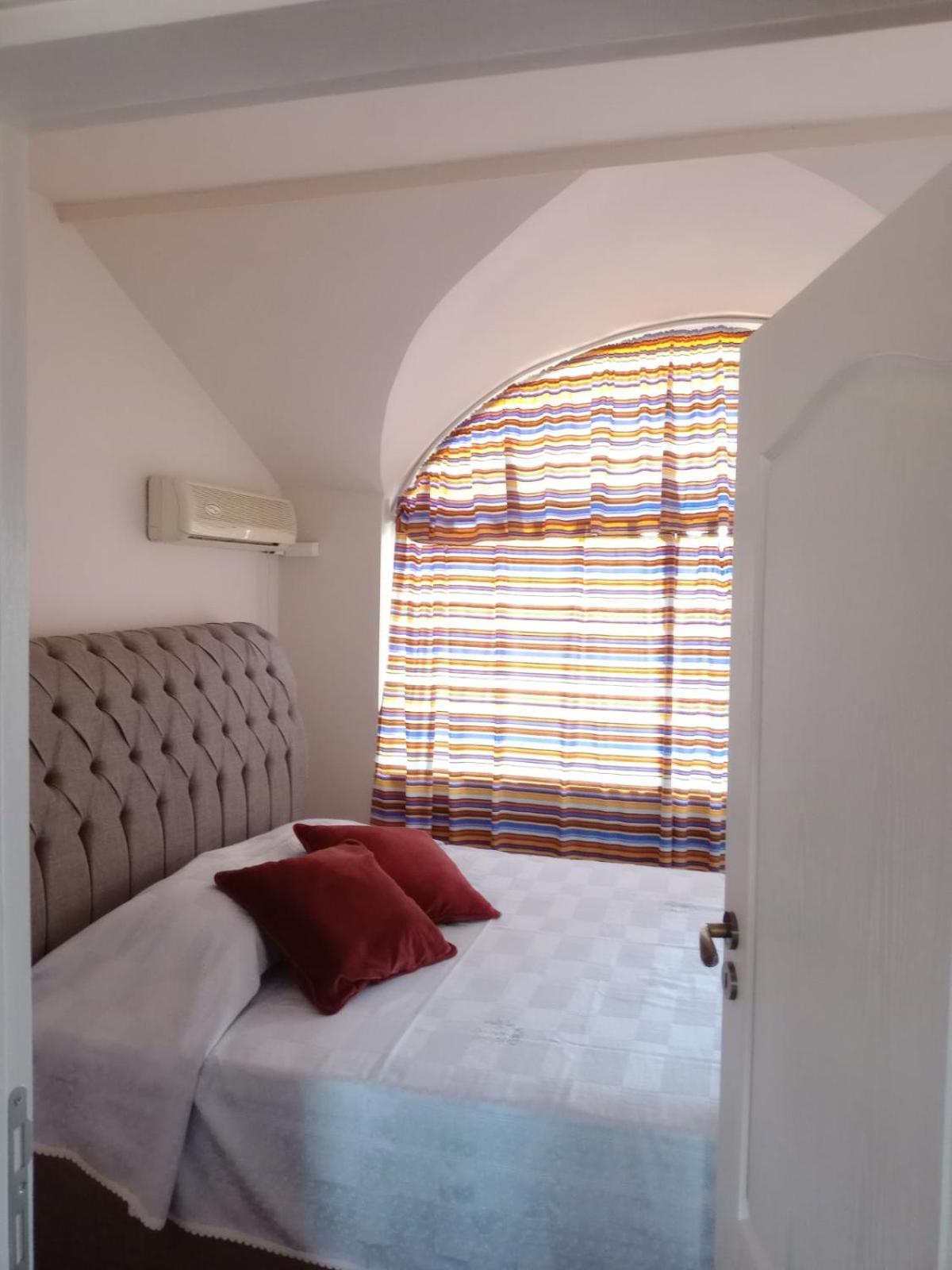Wild Cherry 2 bedroom Apartament Economy-3