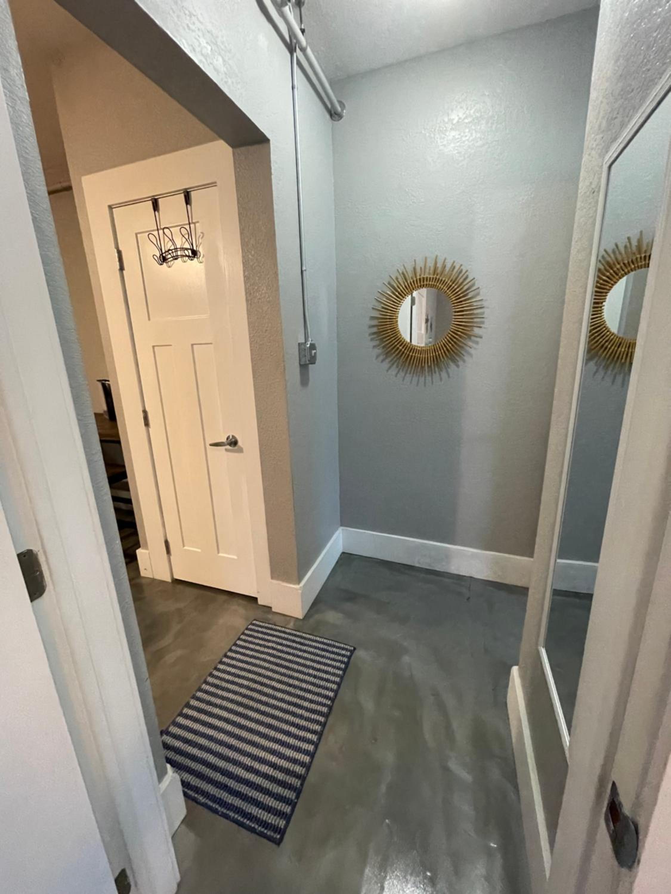 Navarre Apartments