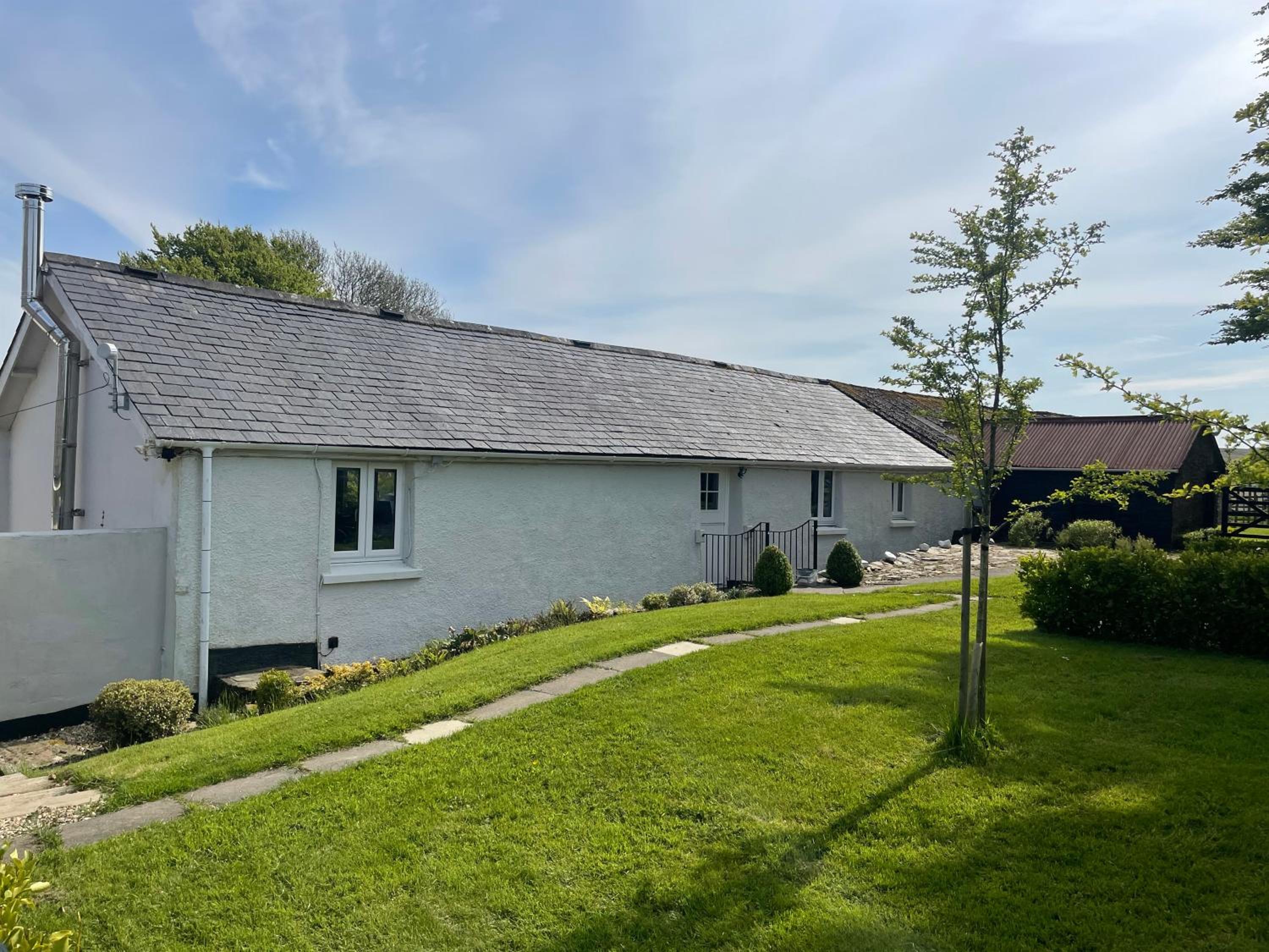 Winstitchen Cottage situated near the River Barle