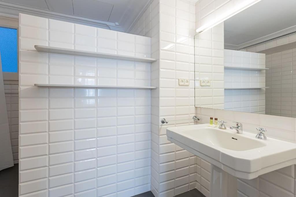 Canela Homes BARCELONA MODERNISTA