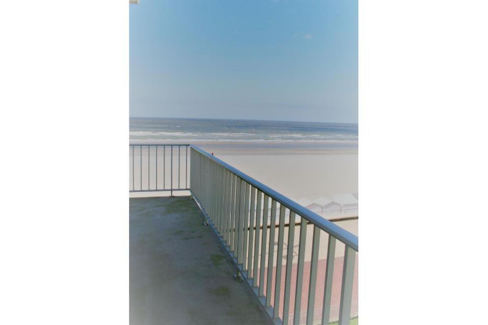 Golden Beach I E2