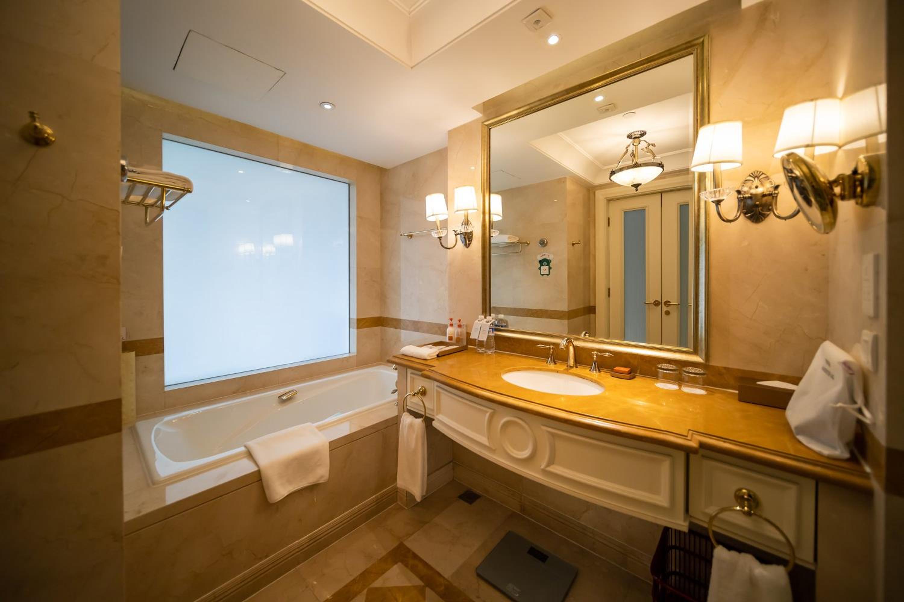 Crowne Plaza Ocean Spring Resort by IHG