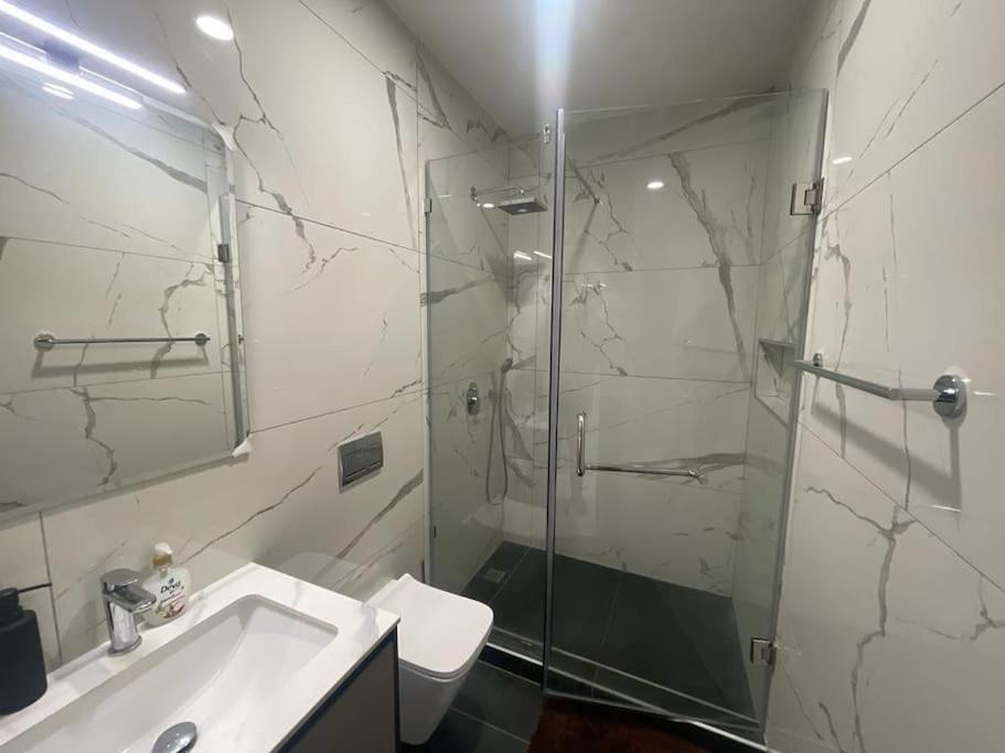 1 Bedroom Apartment East Cantoments 233 Boulevard view 4