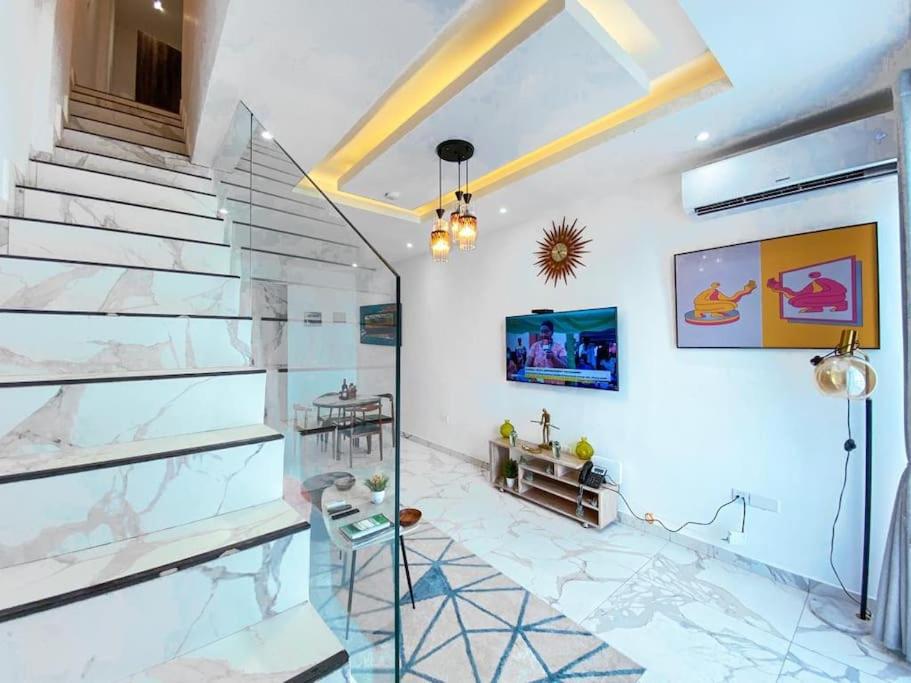 1 Bedroom Apartment East Cantoments 233 Boulevard view 5