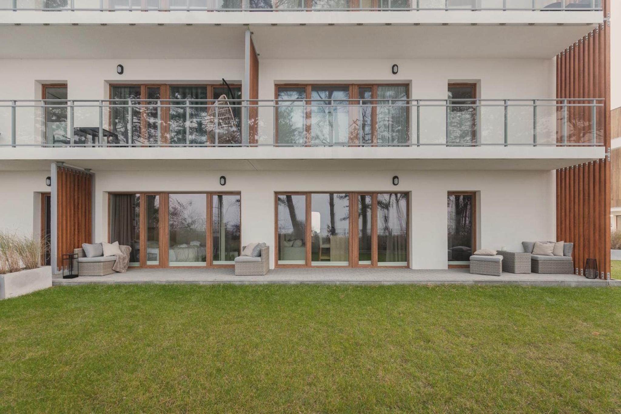 LET'S SEA - 2 Bedroom - Premium Baltic Apartment with Front Sea View Garden and SPA access