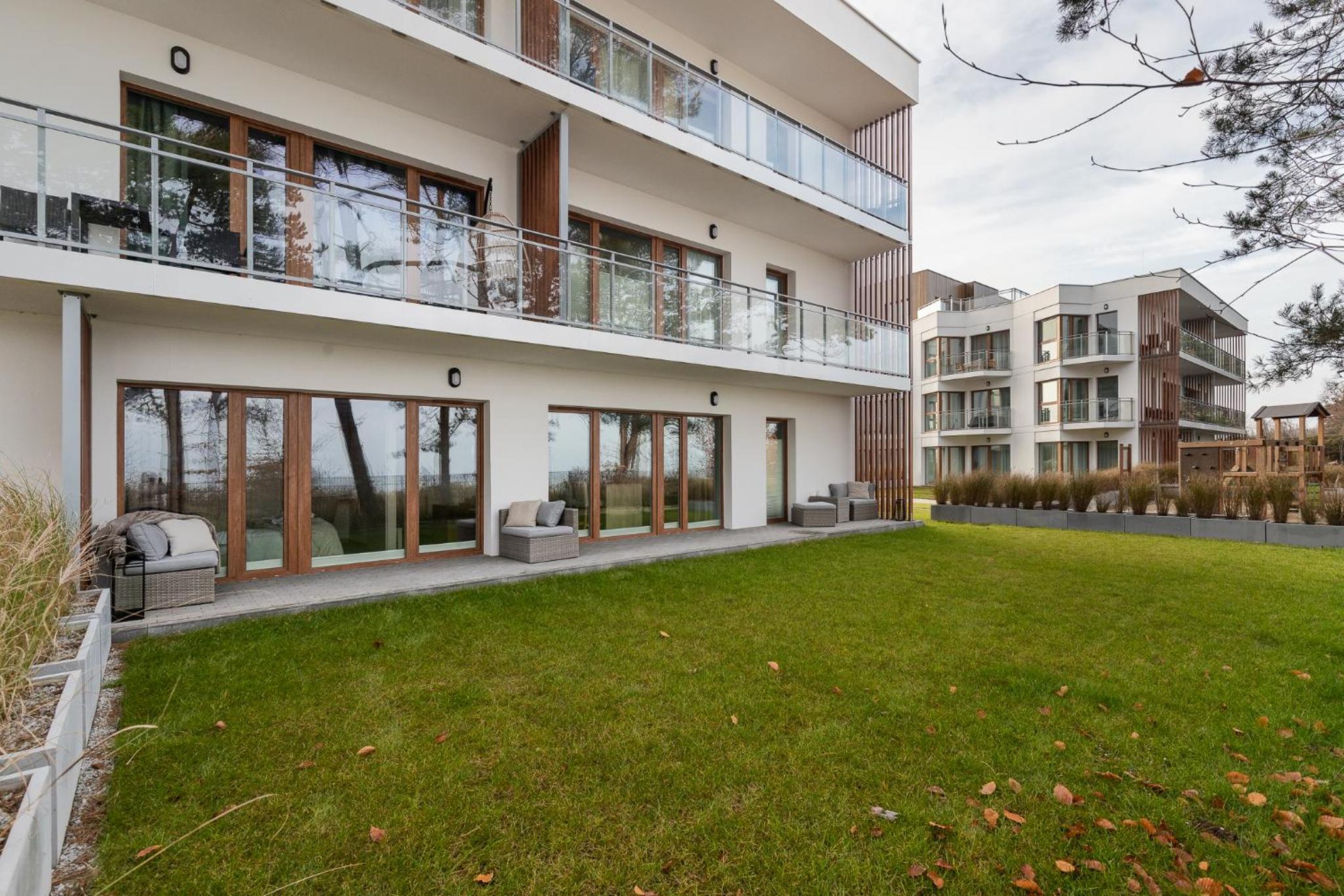 LET'S SEA - 2 Bedroom - Premium Baltic Apartment with Front Sea View Garden and SPA access