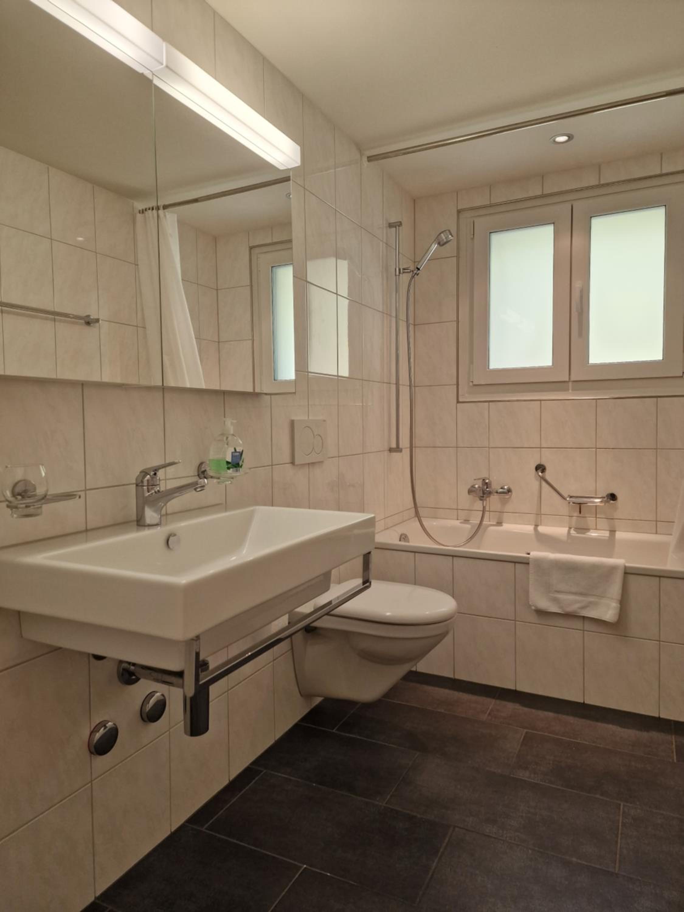 Apartment Via Surpunt - Perspektiva - 5 Rooms