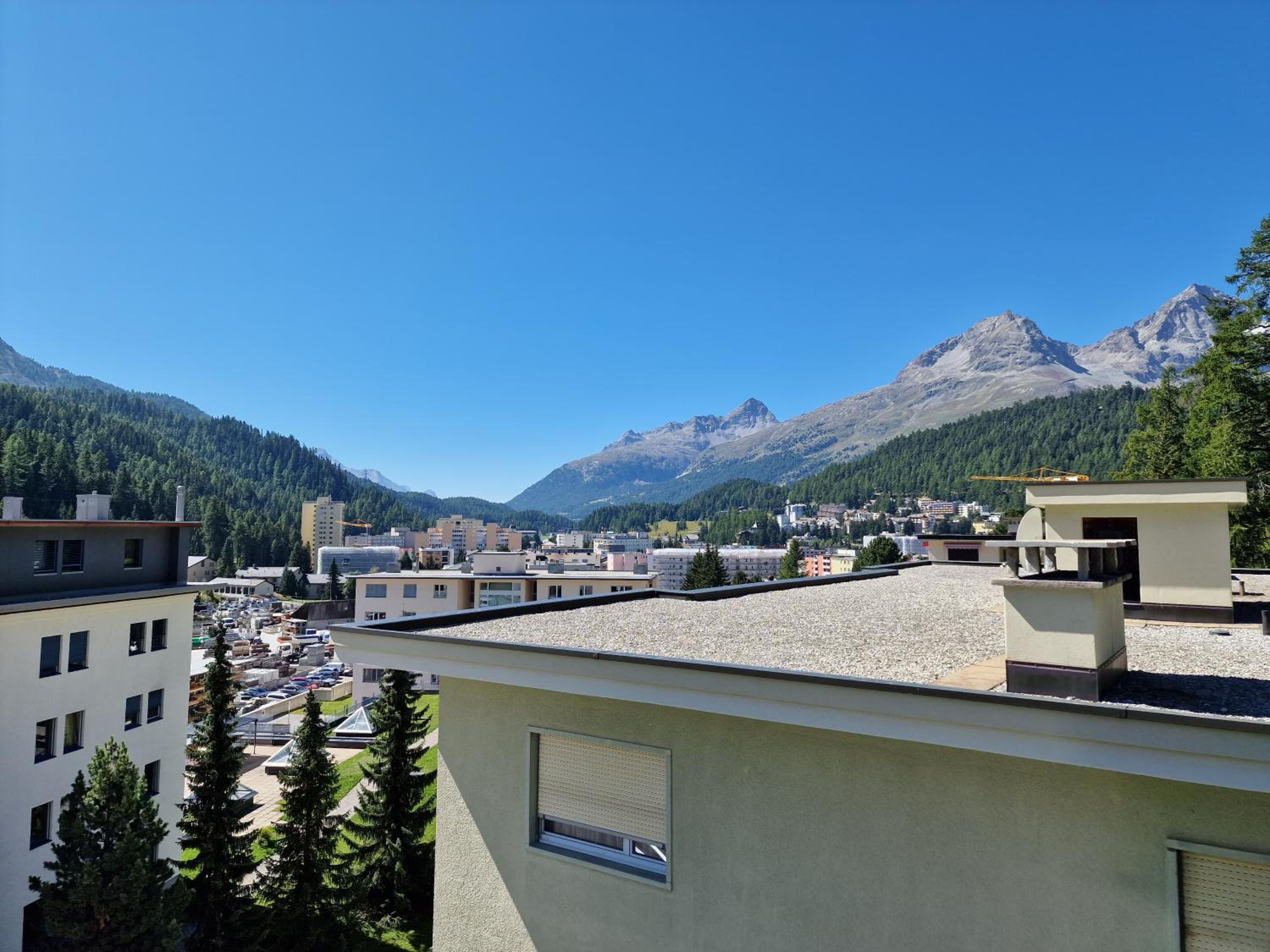 Apartment Via Surpunt - Perspektiva - 5 Rooms