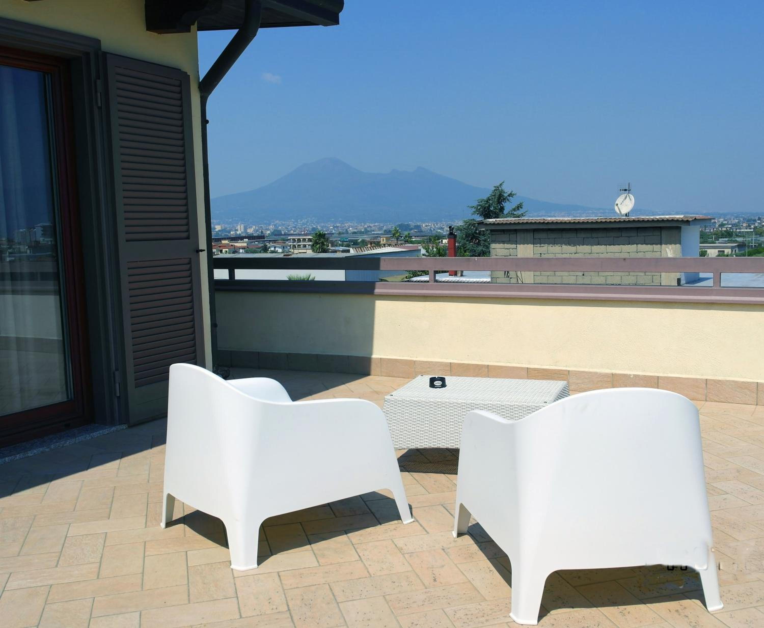 Ribo Apartments