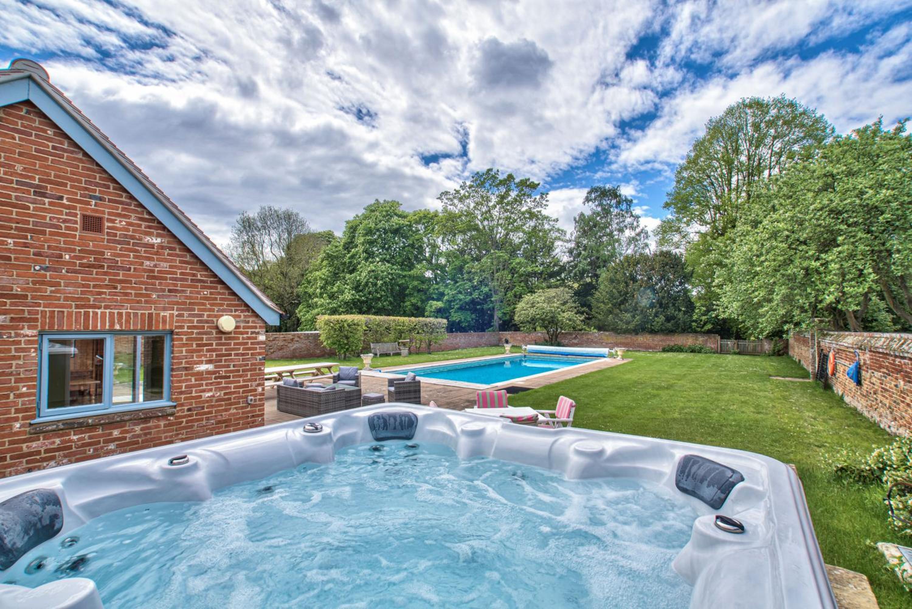 Abbey House by Group Retreats view 4