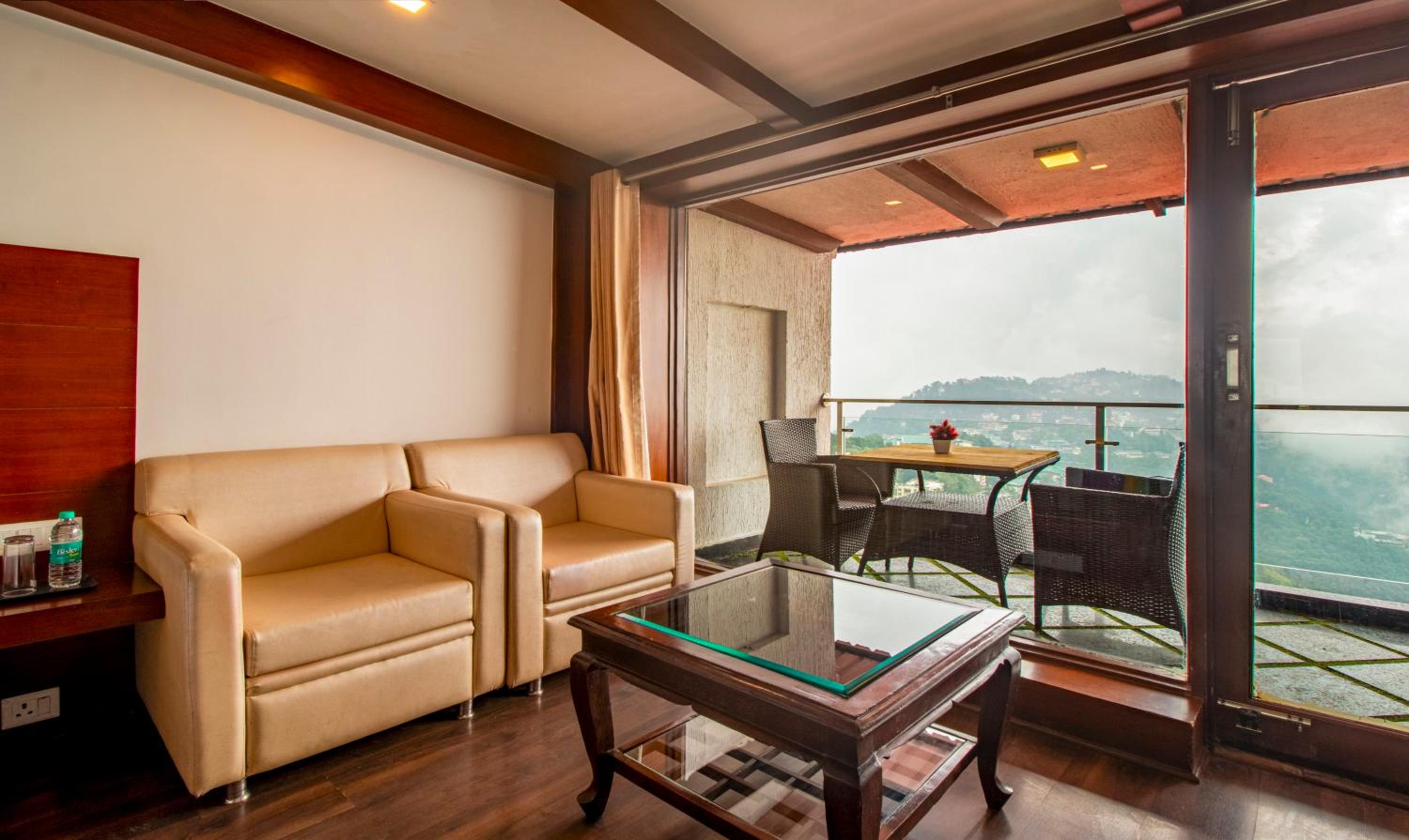 Mussoorie Vacations - Treebo Premium Queen Of Hills Near Mall Road - Property Image 2