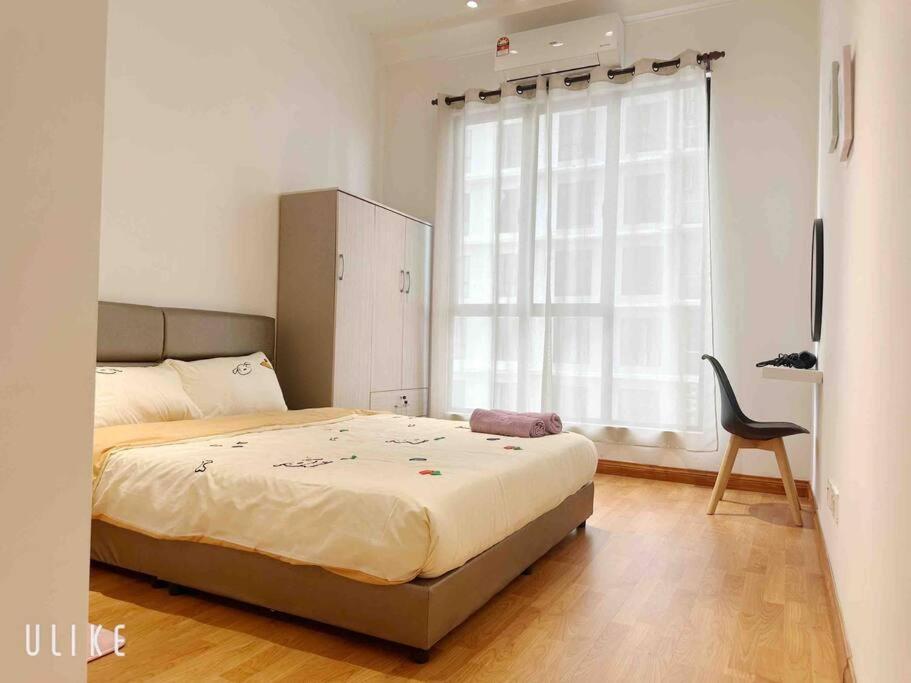 2BR@High Speed Platino Walkable to Paradigm Mall JB Skudai / CIQ