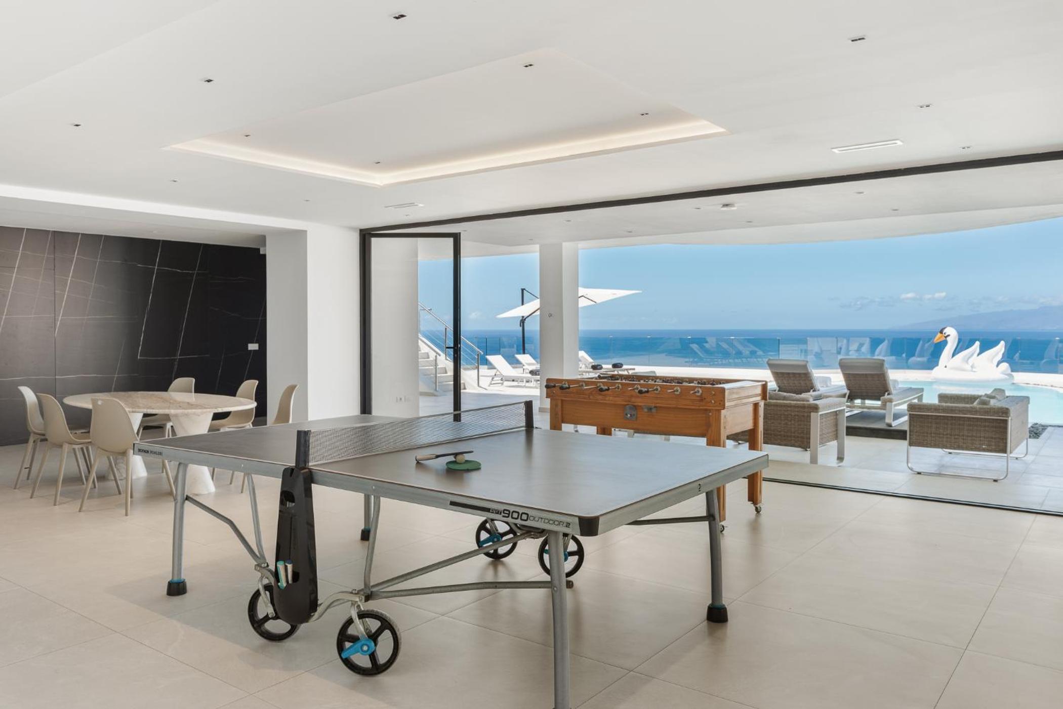 KARAT Villa Presidencial