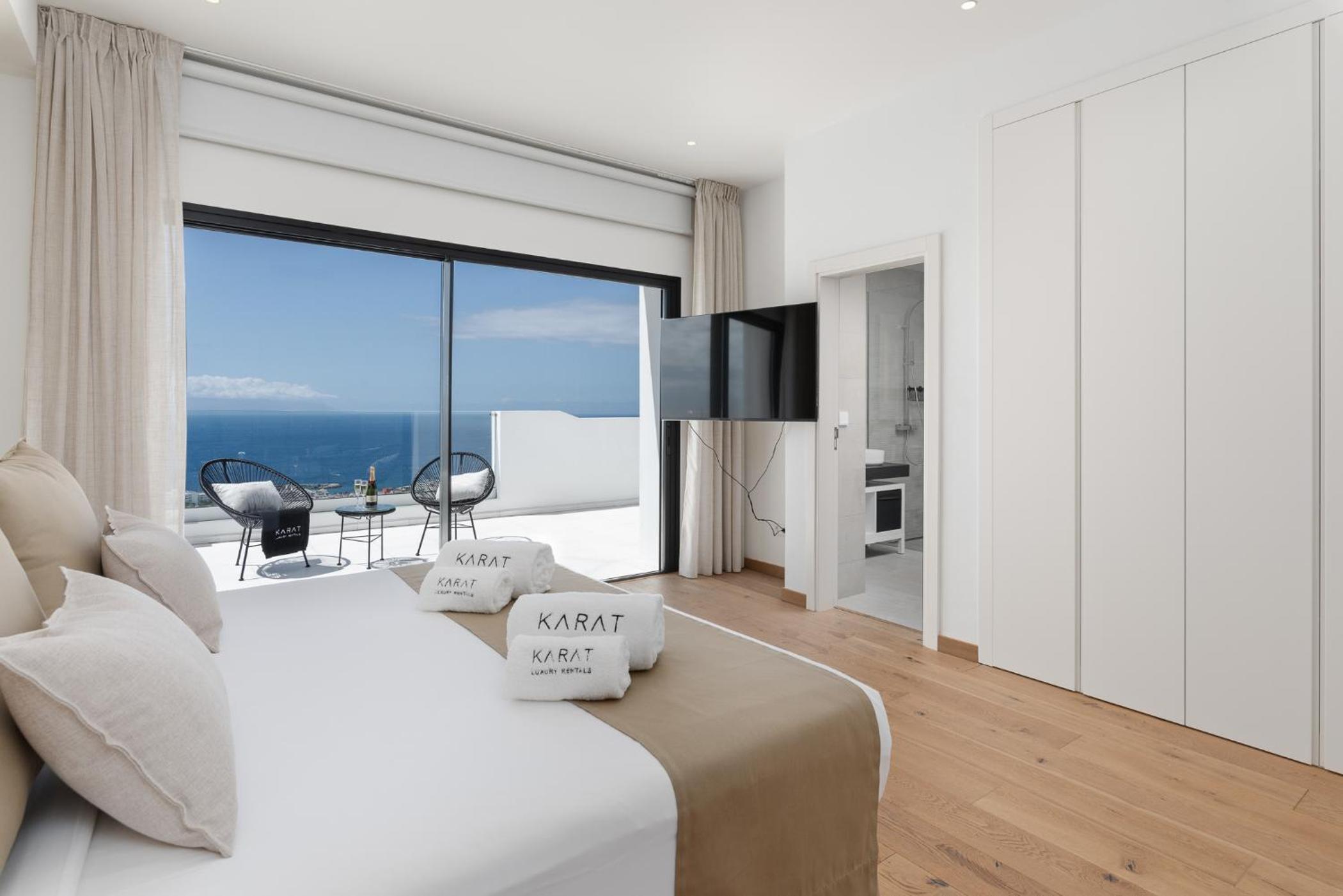 KARAT Villa Presidencial