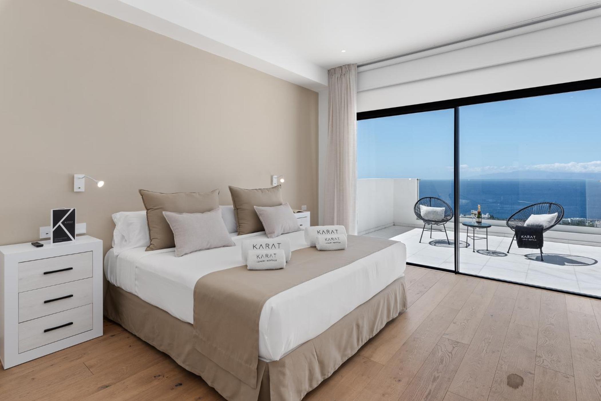 KARAT Villa Presidencial
