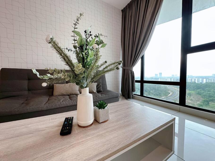 2BR@JB Mid Valley Southkey Mosaic High Speed Wi-Fi CIQ