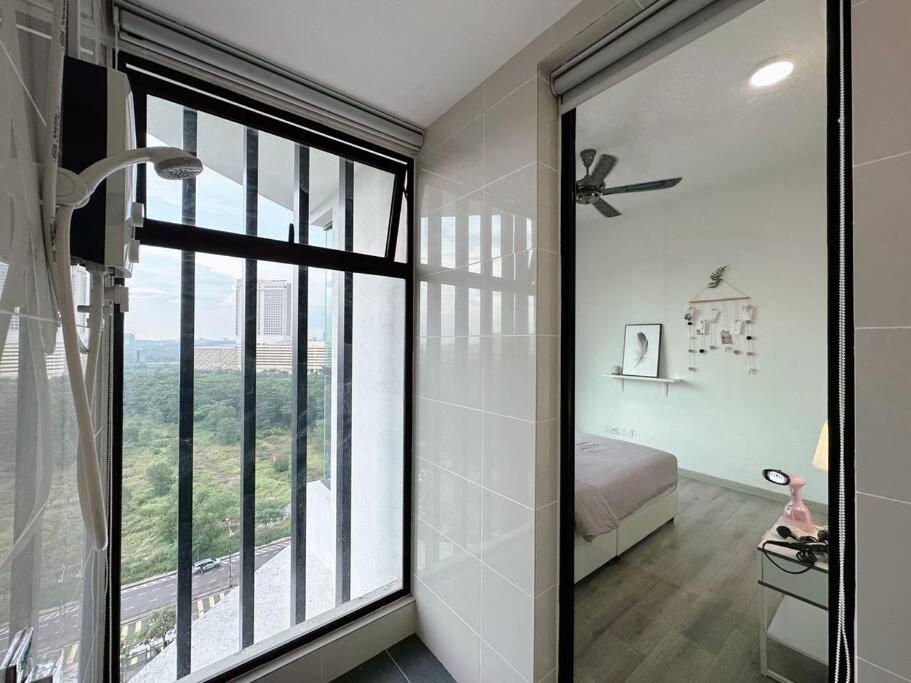 2BR@JB Mid Valley Southkey Mosaic High Speed Wi-Fi CIQ