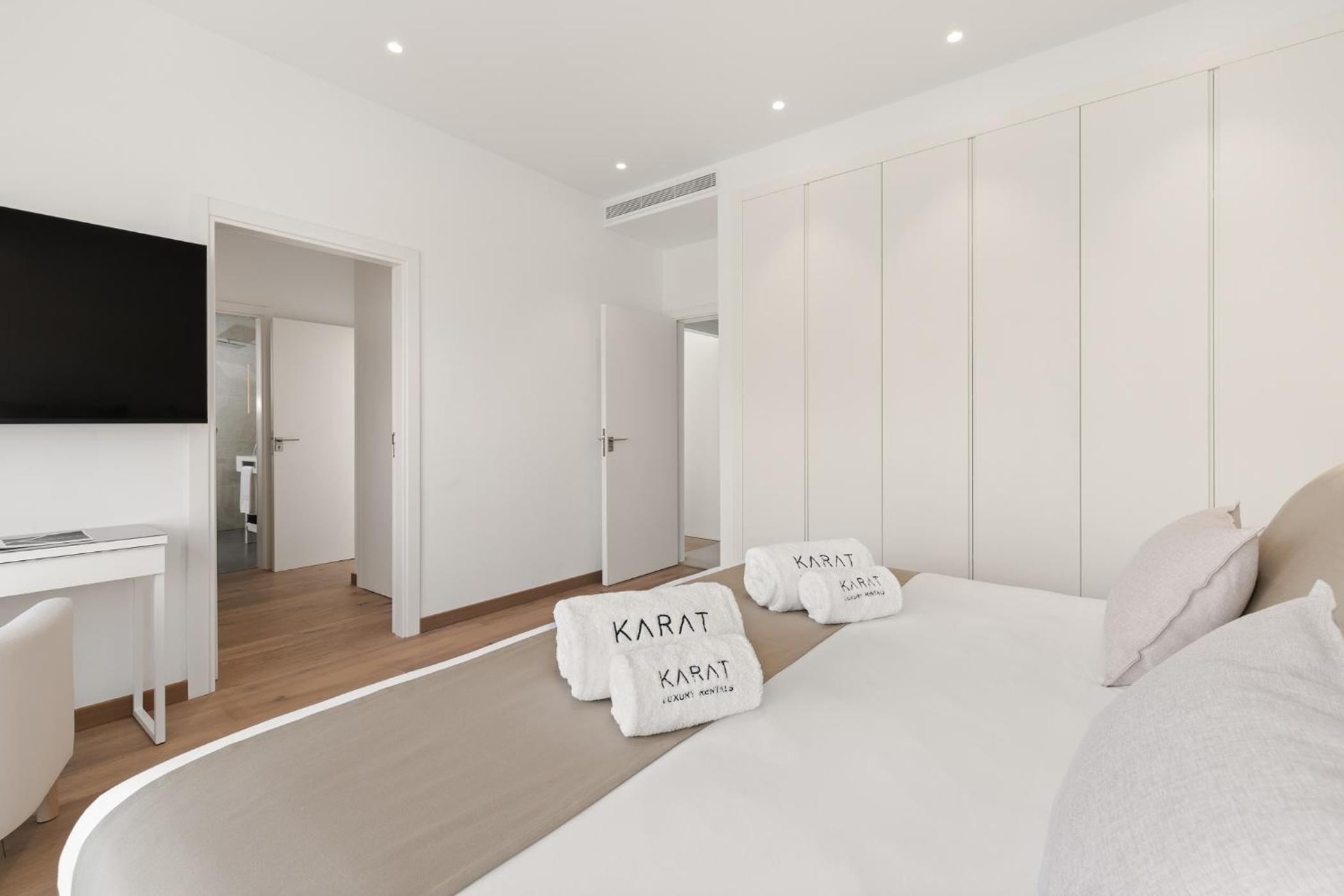 KARAT Villa Presidencial