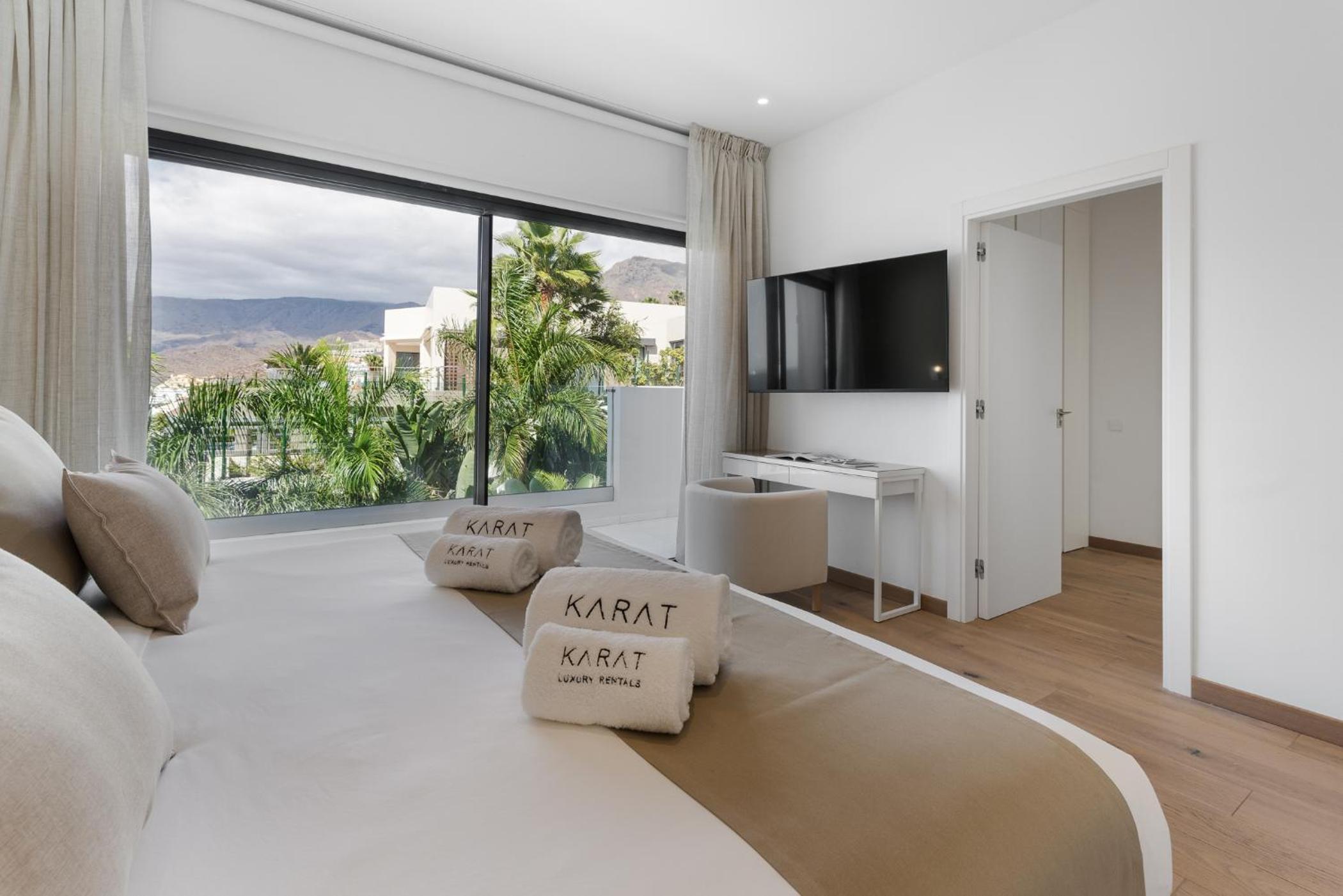 KARAT Villa Presidencial