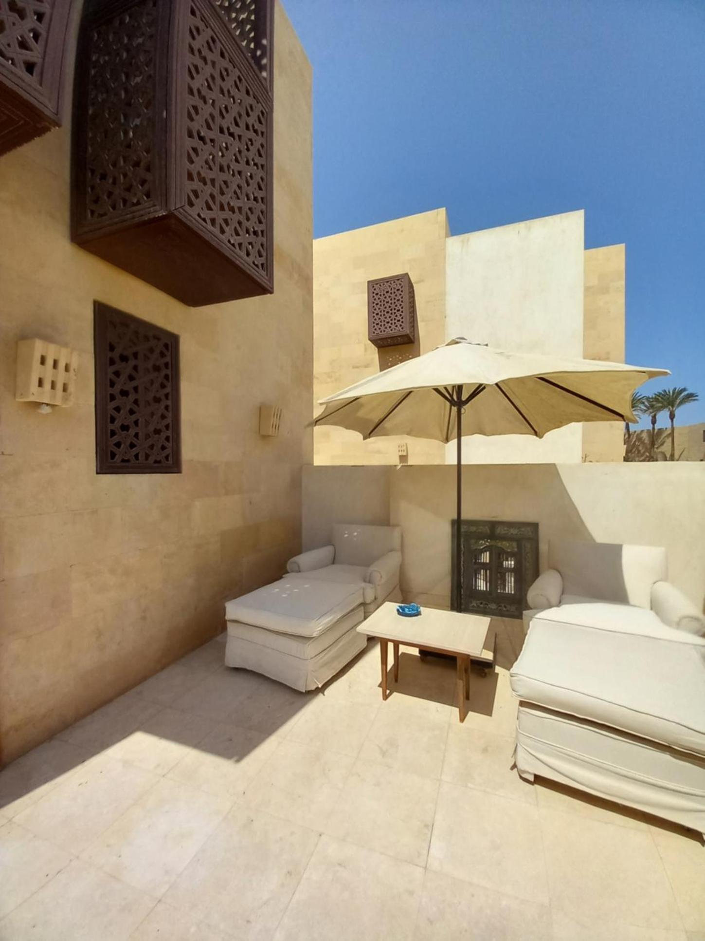 Nayah Stays, Ground terraces Studio