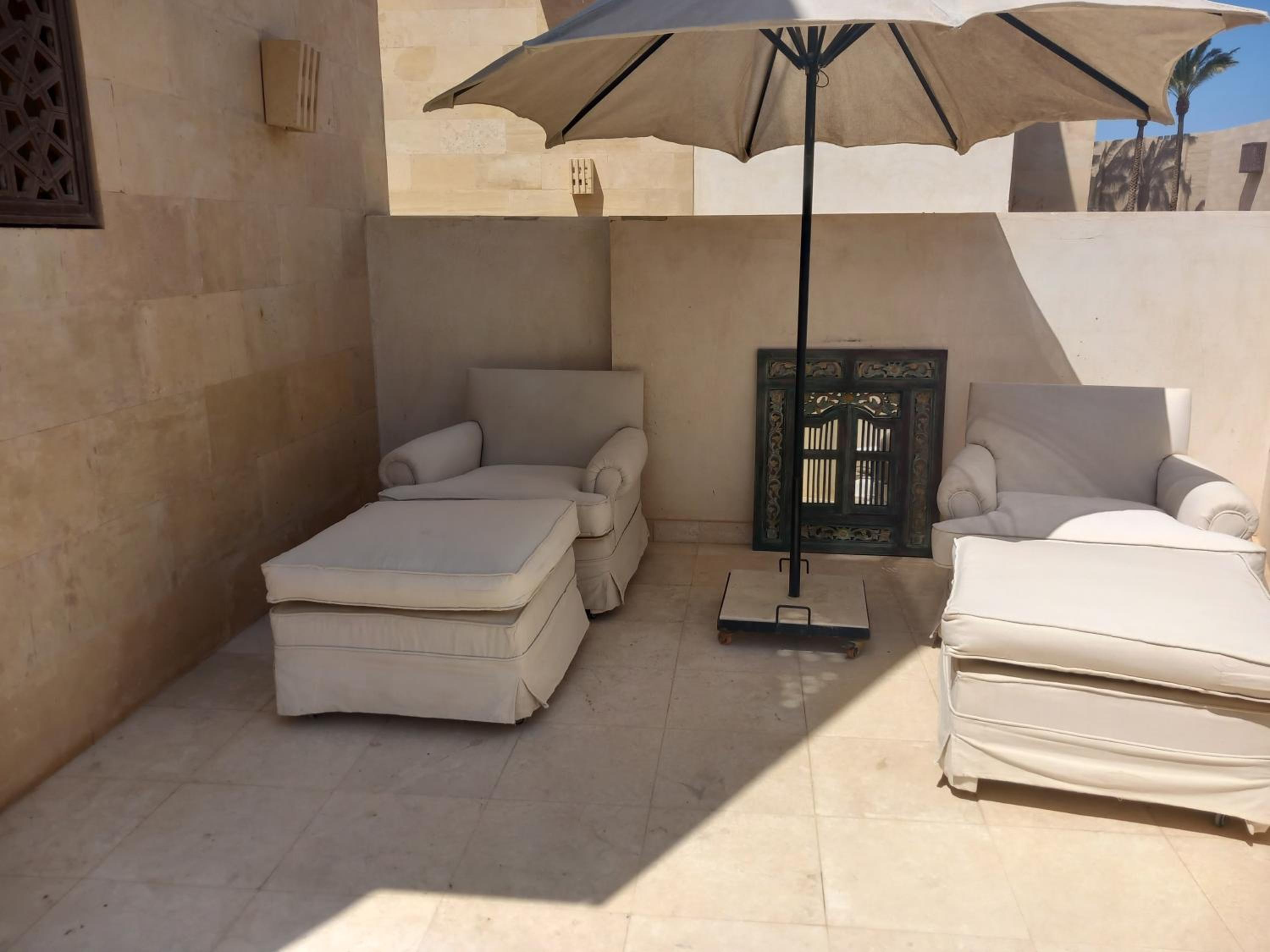 Nayah Stays, Ground terraces Studio