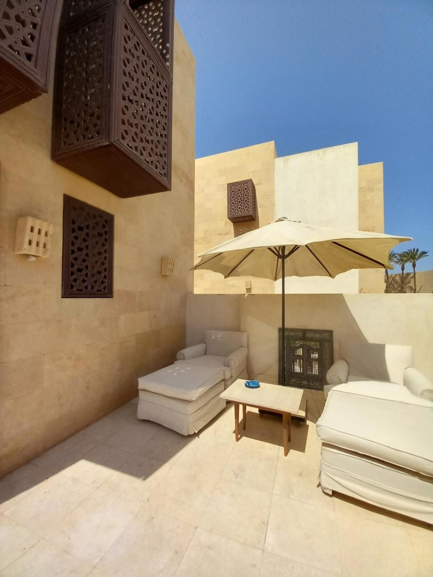 Nayah Stays, Ground terraces Studio