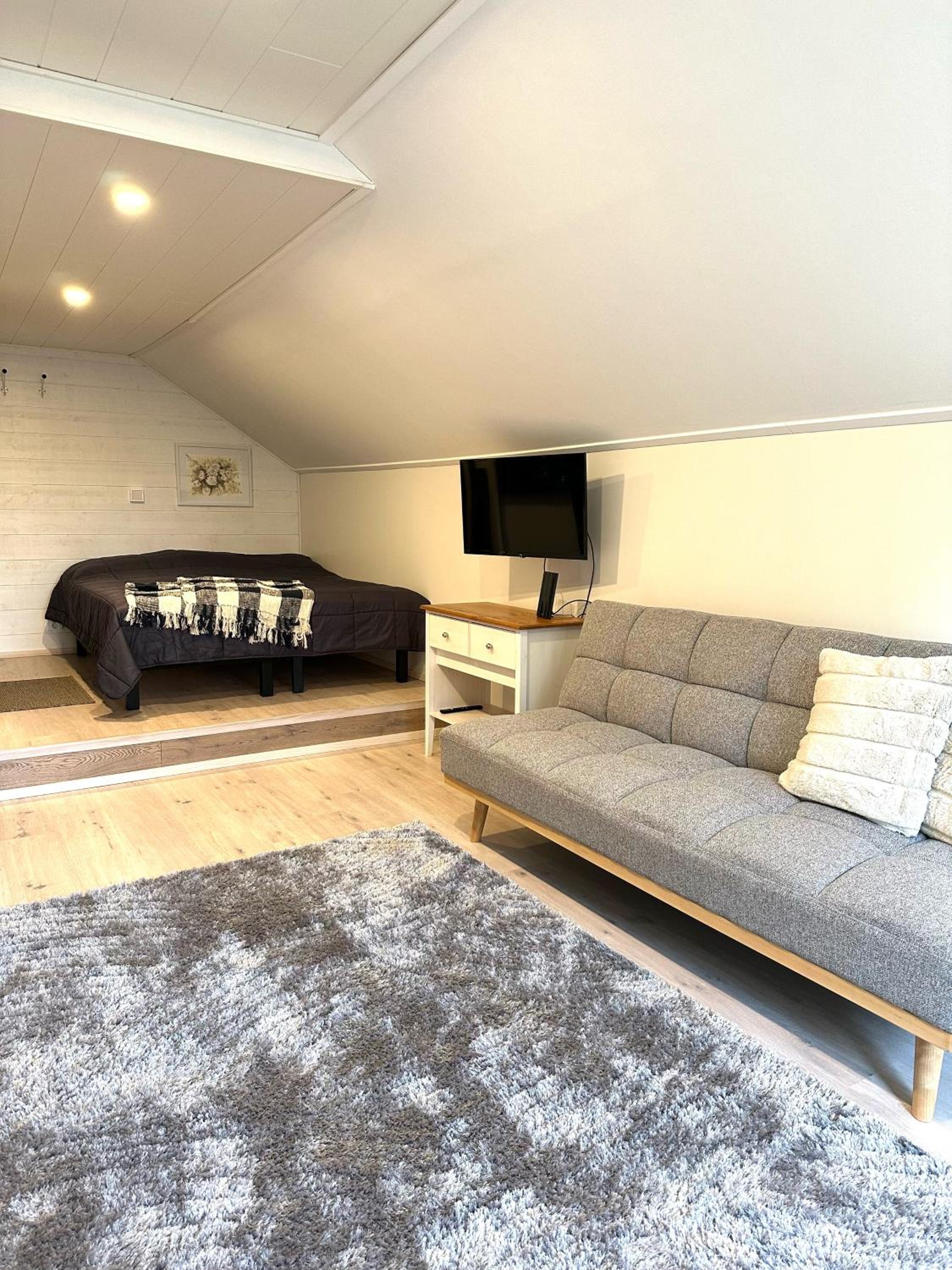Cosy berry loft
