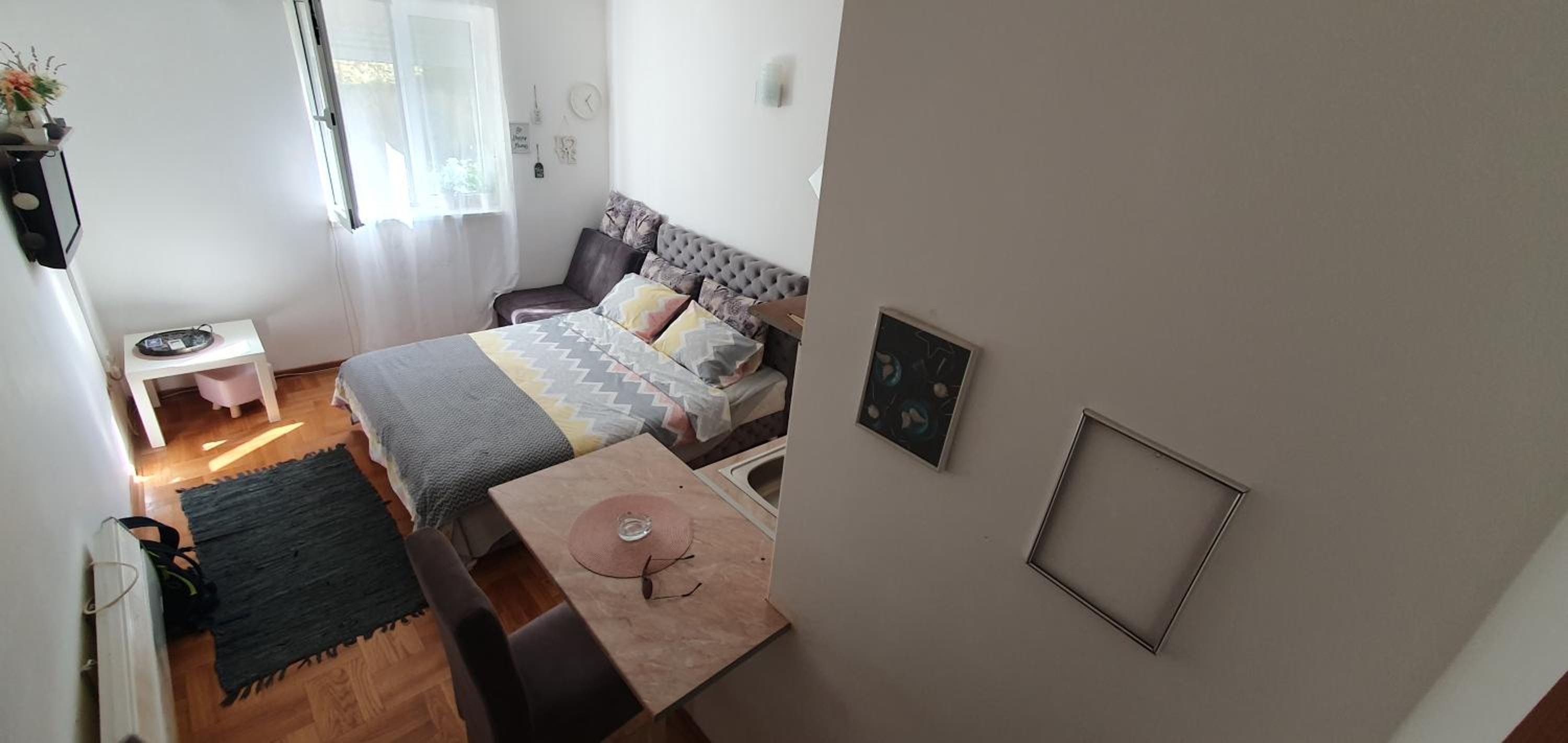 Studio Dunja view 4