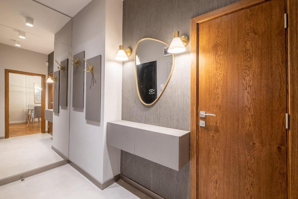 Calm, Luxury Apartment, Premium Location at NDK!