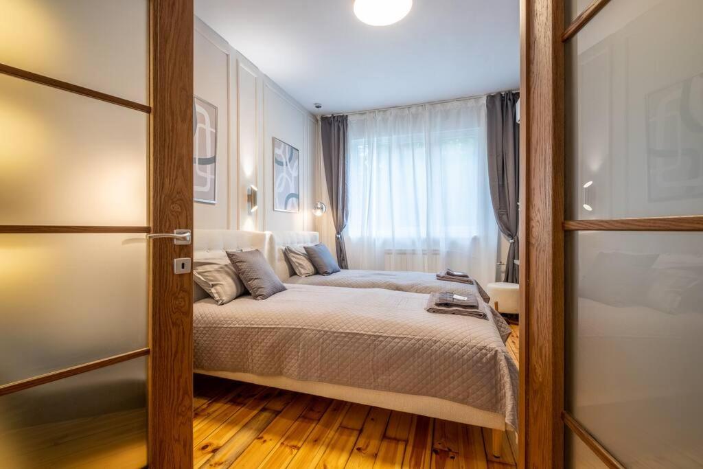 Calm, Luxury Apartment, Premium Location at NDK!