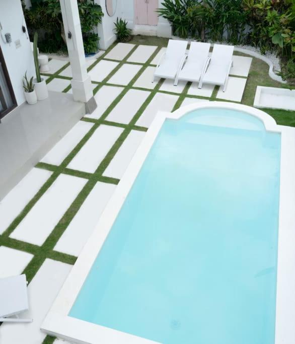 AMAZING 3 BDR Canggu Villa in ULTIMATE location photo 3