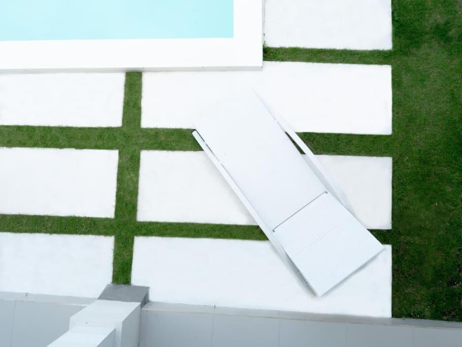 AMAZING 3 BDR Canggu Villa in ULTIMATE location photo 2