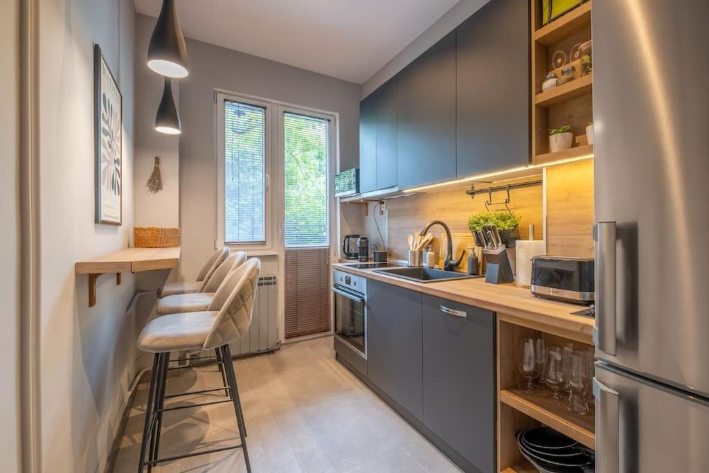 Calm, Luxury Apartment, Premium Location at NDK!