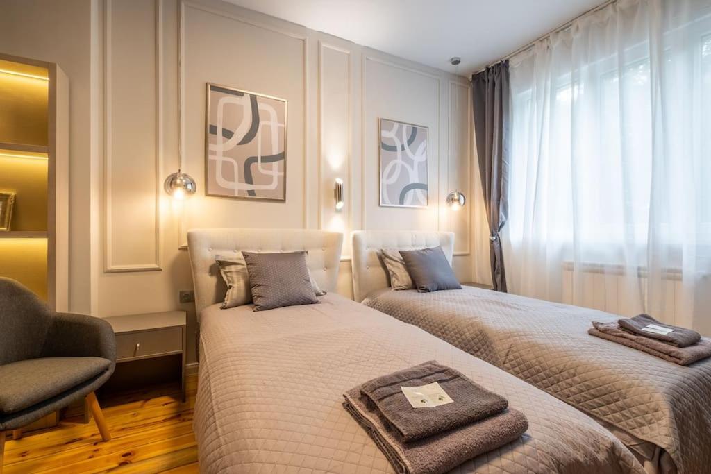 Calm, Luxury Apartment, Premium Location at NDK!