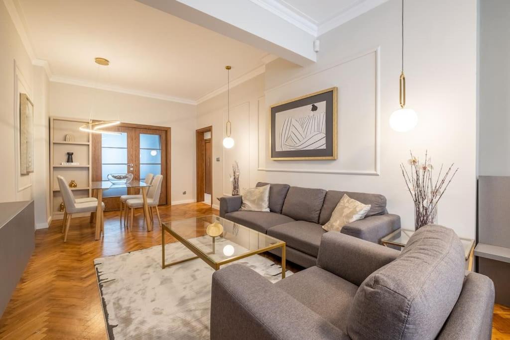 Calm, Luxury Apartment, Premium Location at NDK!
