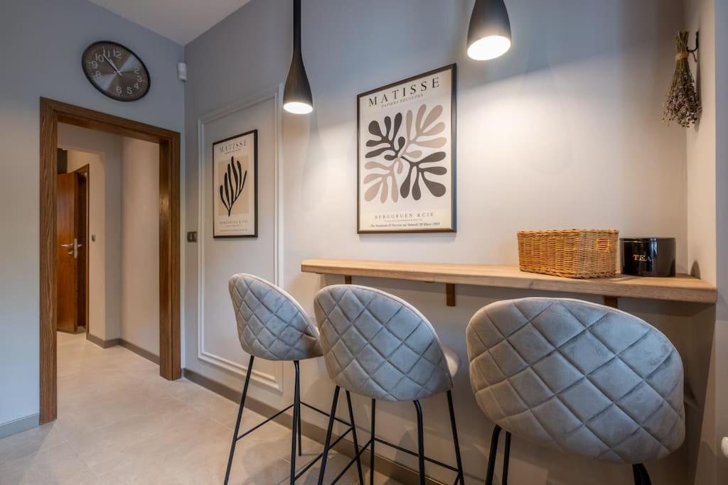 Calm, Luxury Apartment, Premium Location at NDK!