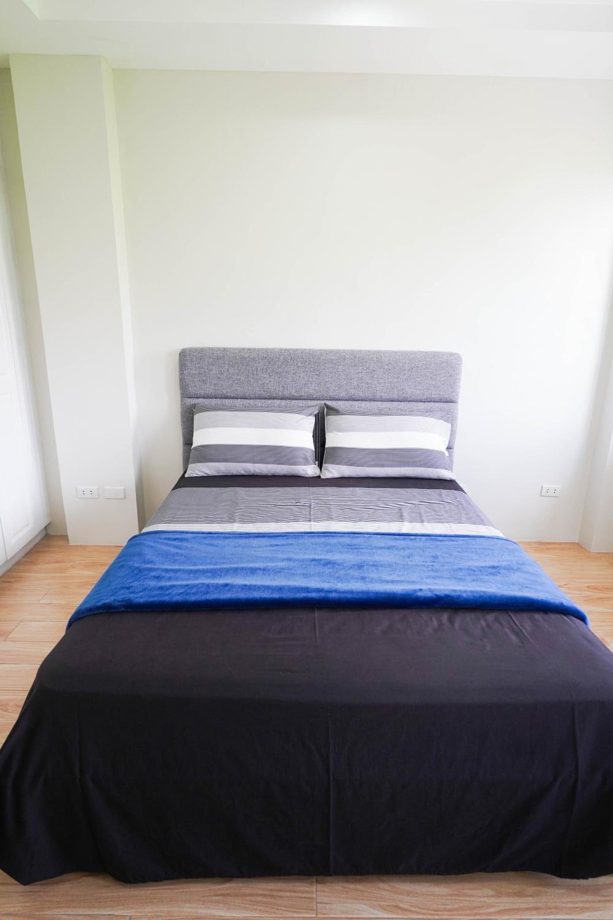 Luxurious Place Spacious 2BR with WIFI Near SM Lucena view 4