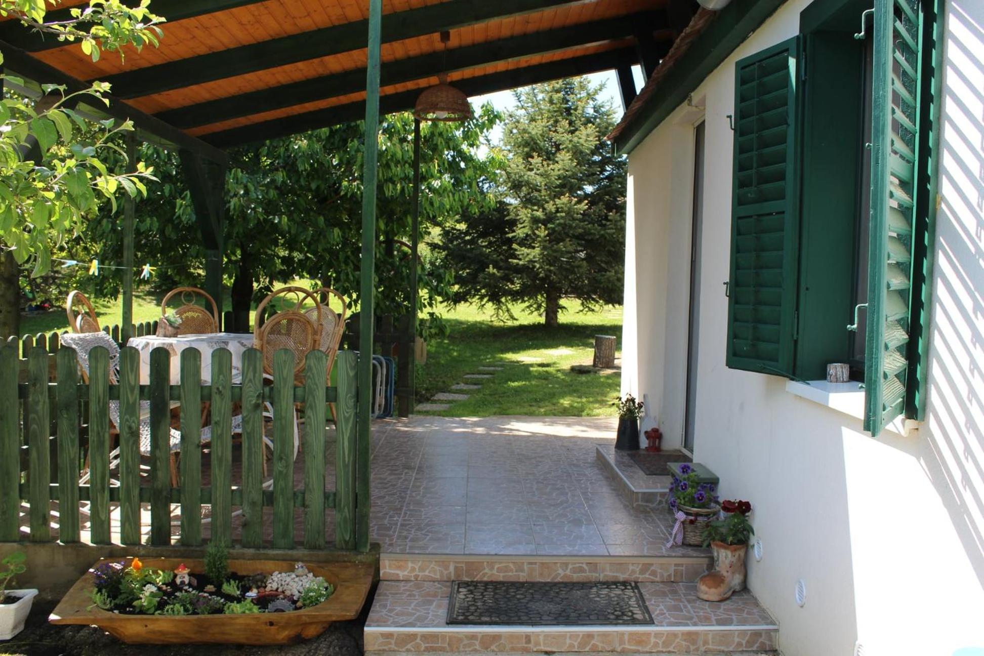 Patrícia Pihenőház view 2