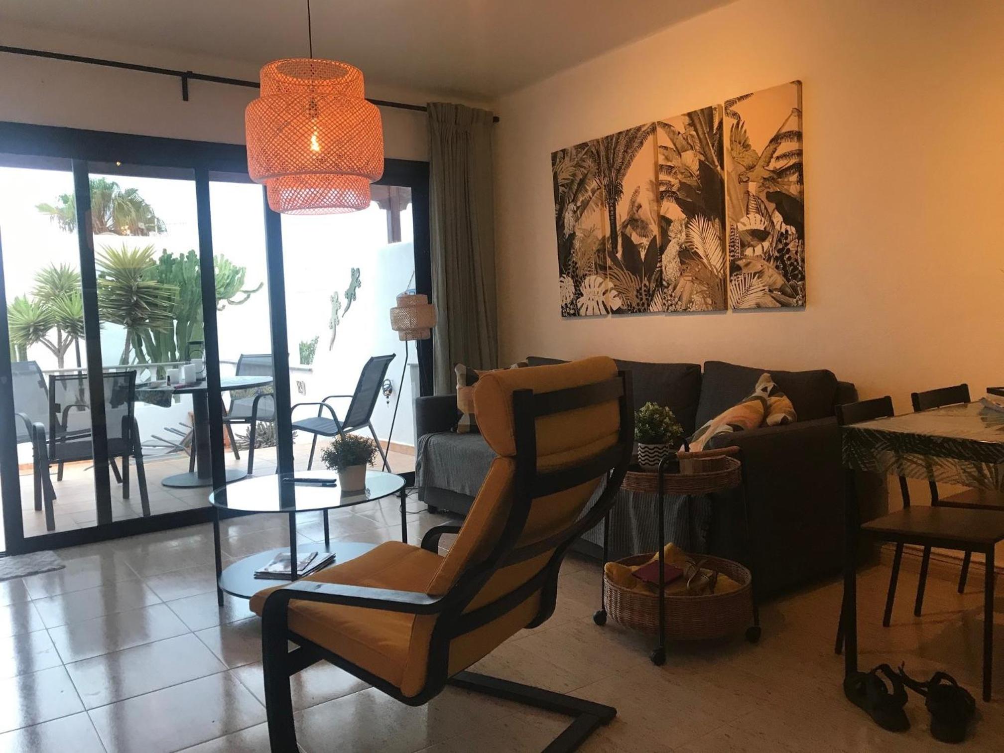 One bedroom bungalow Playa Bastian Costa Teguise photo 3