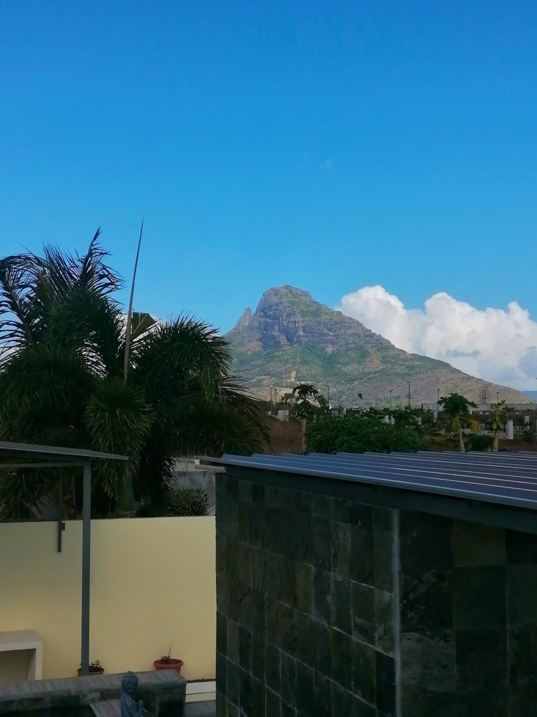 Harmonious Villa in Flic-en-Flac with Private Pool view 3