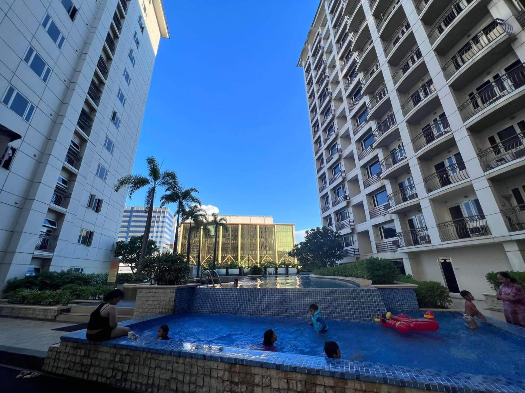 Affordable Apartment-Paranaque