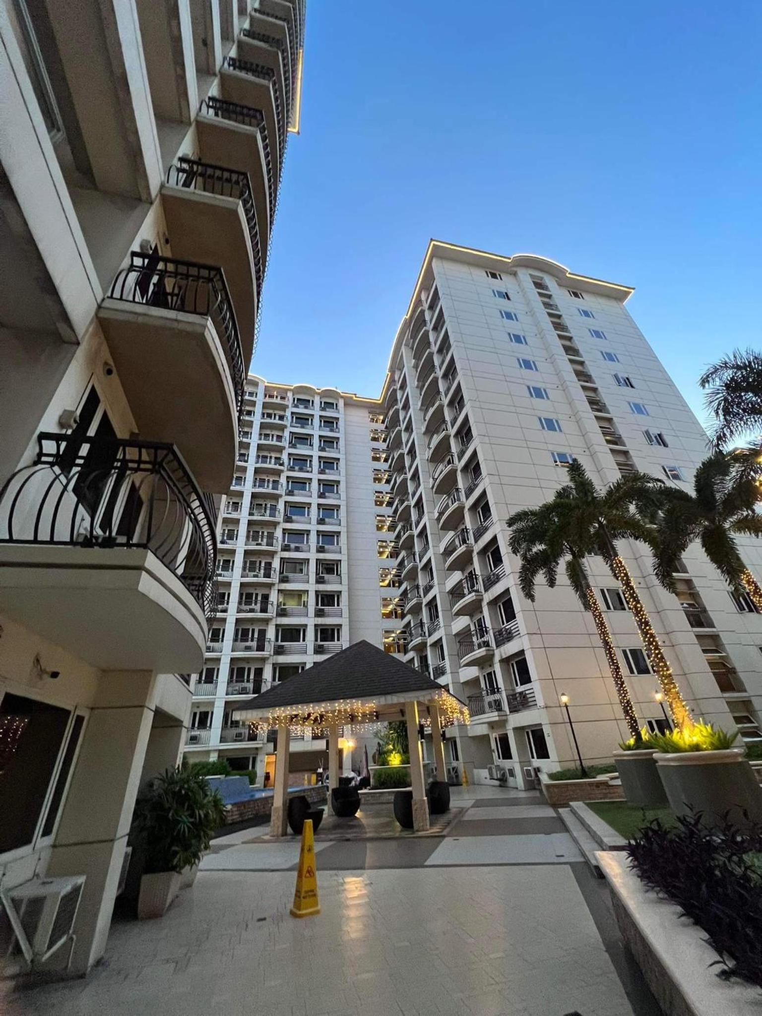 Affordable Apartment-Paranaque