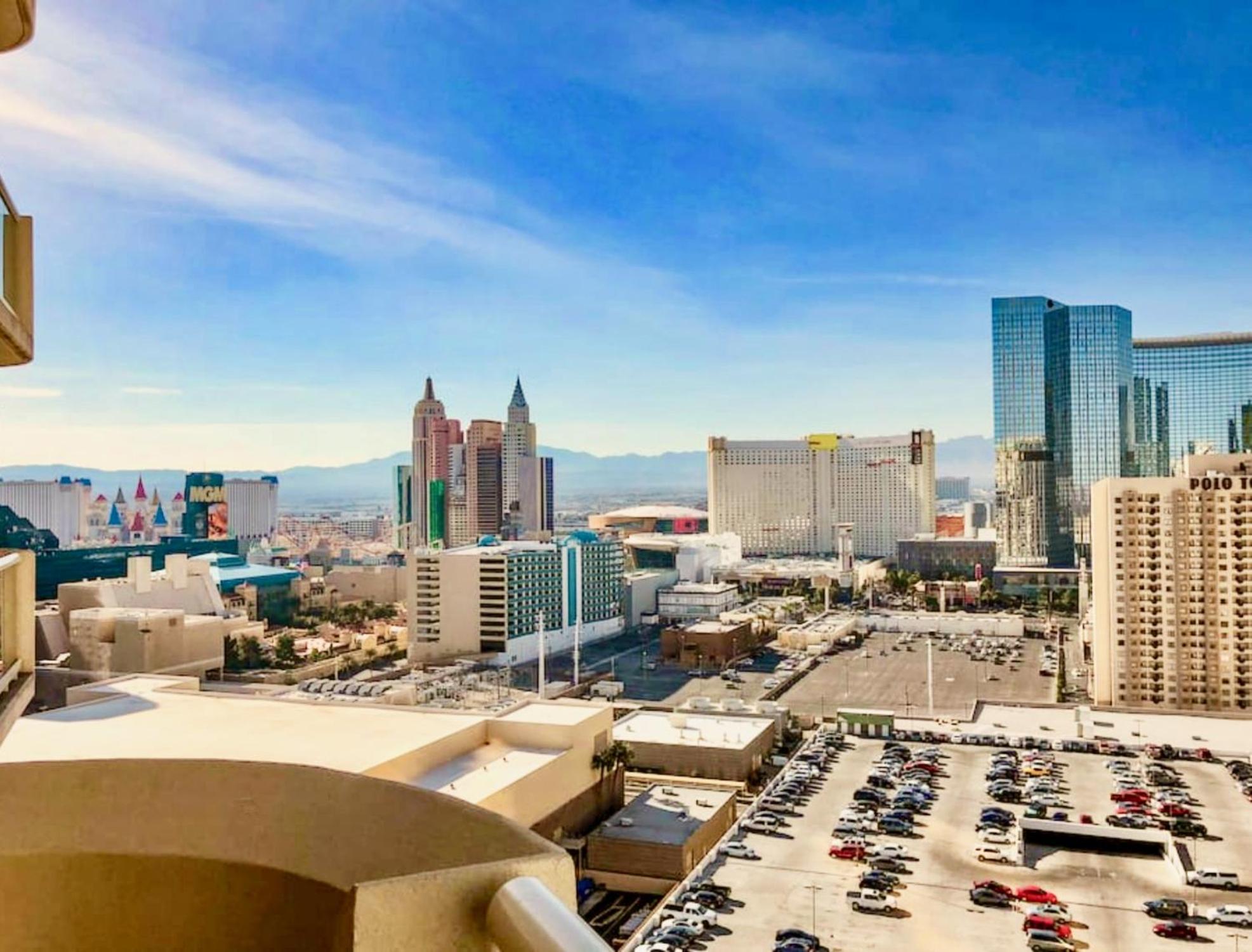 Strip View Balcony Suites - No Resort Fee !